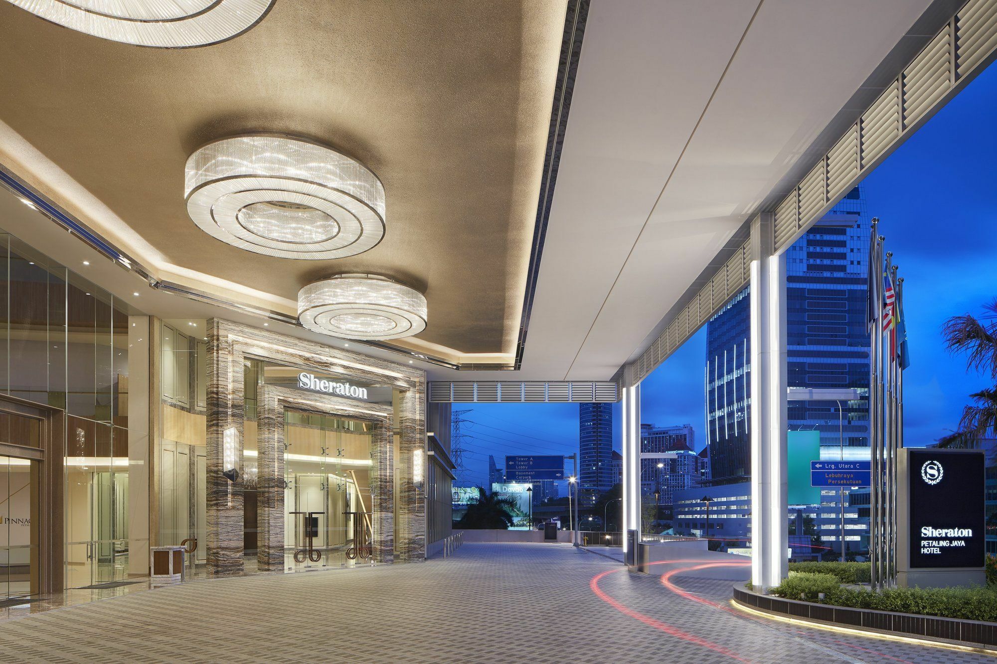 Sheraton Petaling Jaya Hotel Екстер'єр фото